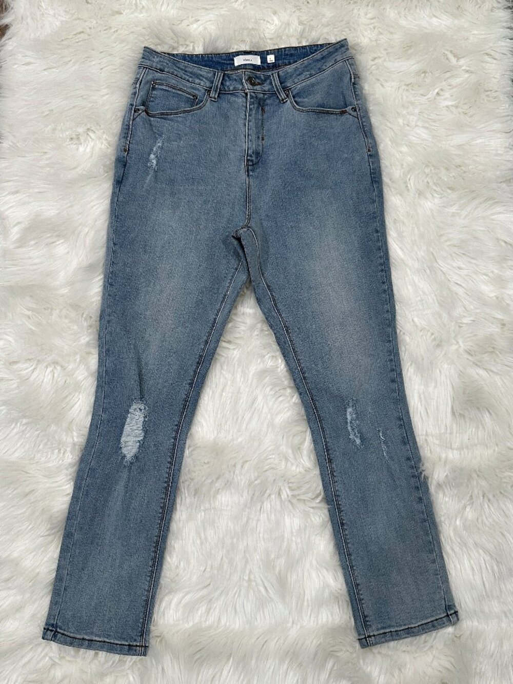 a loves a Jeans Womens 31 High Rise Light Wash Distressed Ankle Stretch Denim